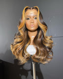 LUXURY MIX COLOUR WAVY WIG